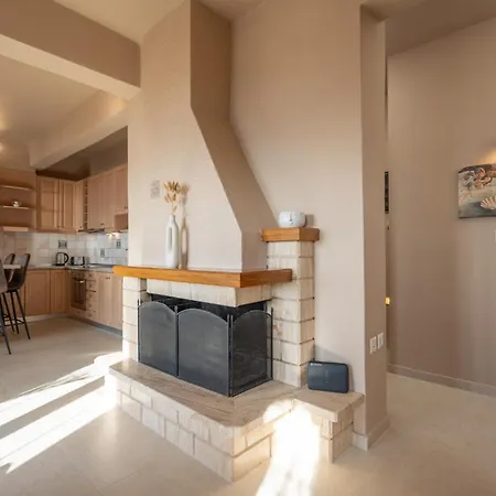 Hacienda Rowena * Néos Marmarás