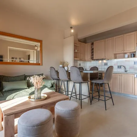 Hacienda Rowena Apartment *