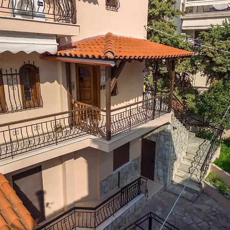 Hacienda Rowena Apartment