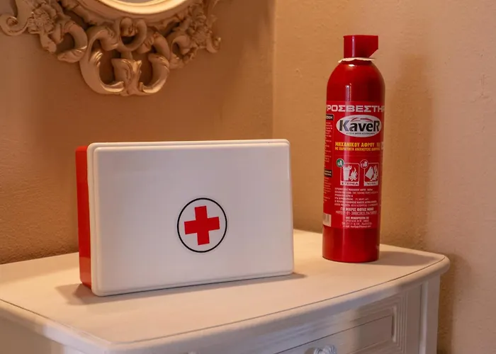 Hacienda Rowena Neos Marmaras