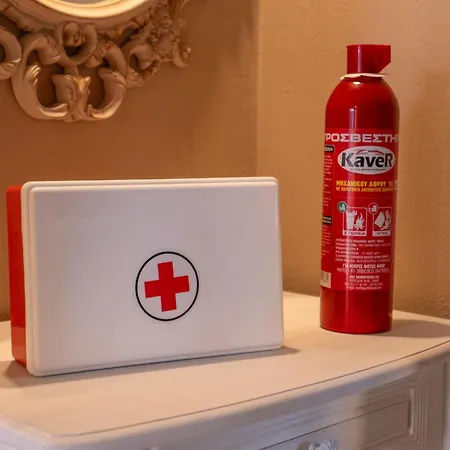 Hacienda Rowena Neos Marmaras