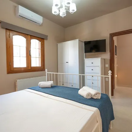Apartment Hacienda Rowena Neos Marmaras