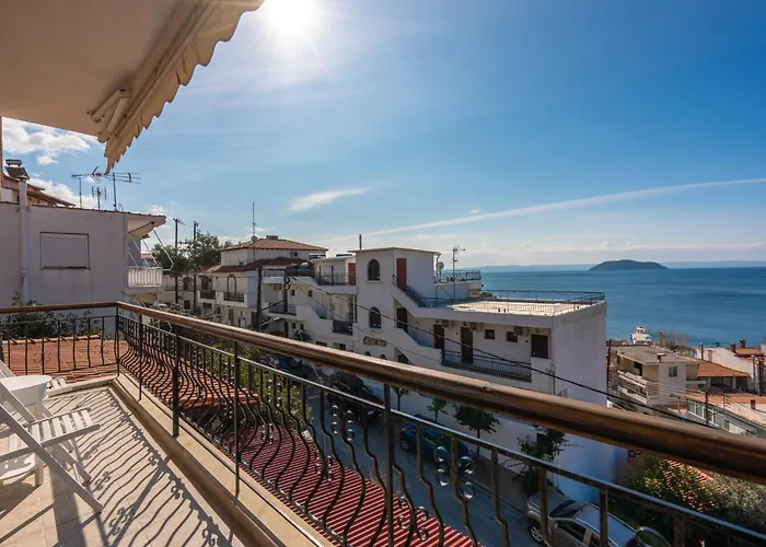 Hacienda Rowena * Néos Marmarás